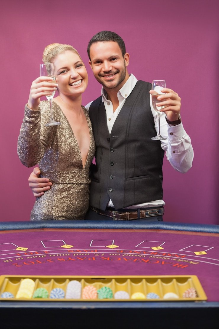 Live dealer broadcasting from professional studio at bet777 login